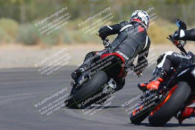 media/Sep-25-2023-Moto Forza (Mon) [[81ffa65e0a]]/B-C Group/Session 4 (Turn 2 Backside)/